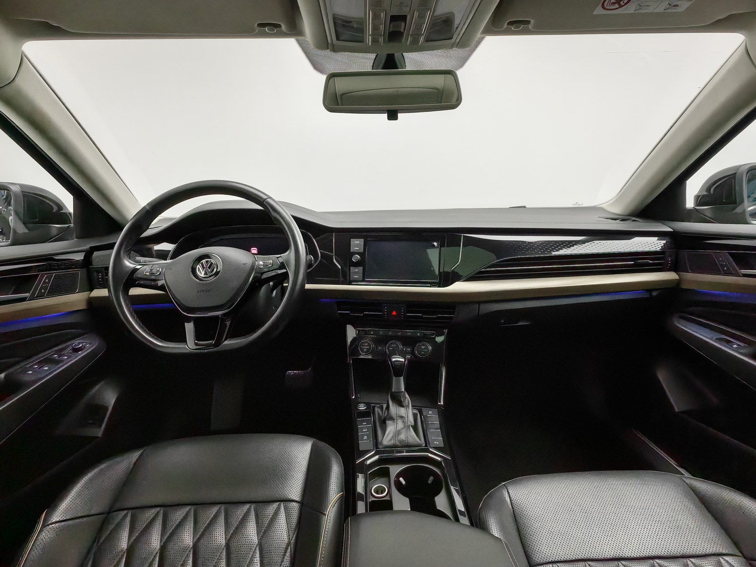 Used Volkswagen Passat 2019 2.0 AT