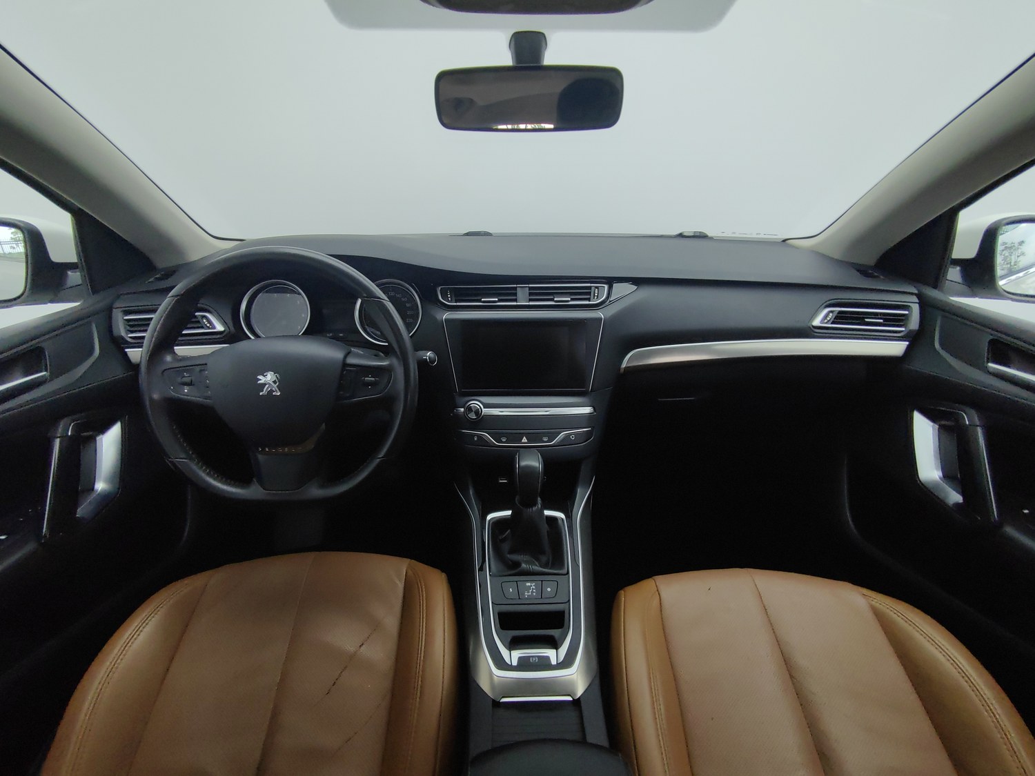 Used Peugeot 408 2015 1.2 AT