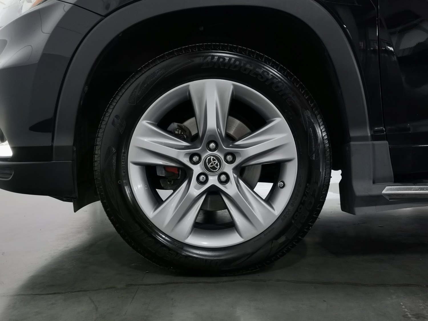 Used Toyota Highlander 2017 2.0 AT