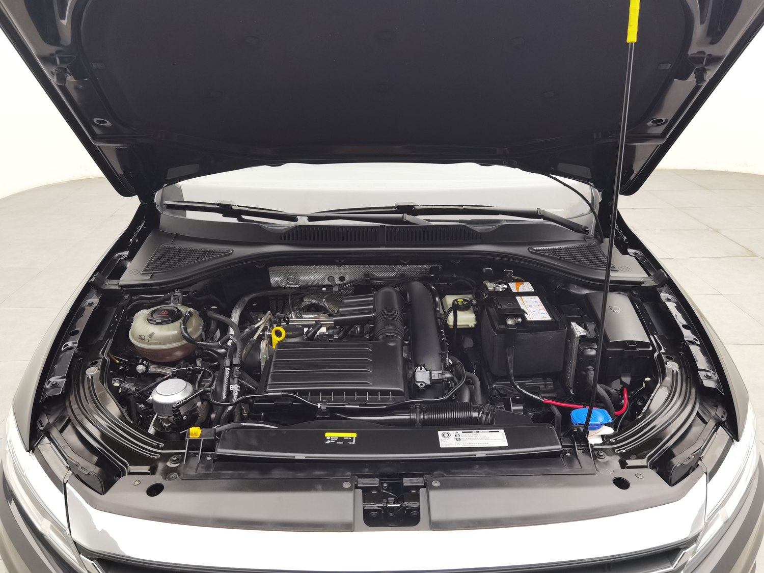 Used Volkswagen Lavida 2022 1.4 AT