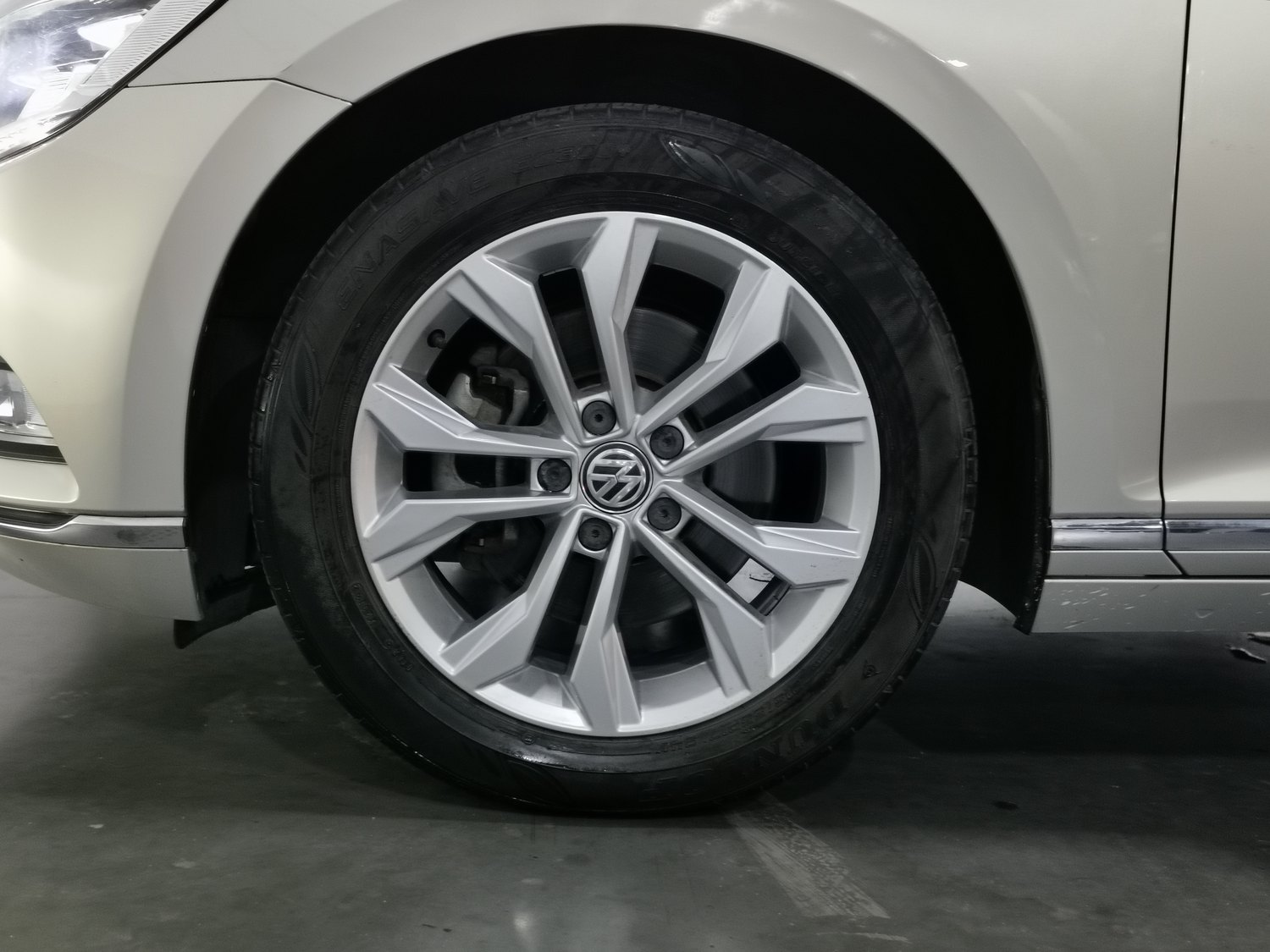 Used Volkswagen Magotan 2019 2.0 AT