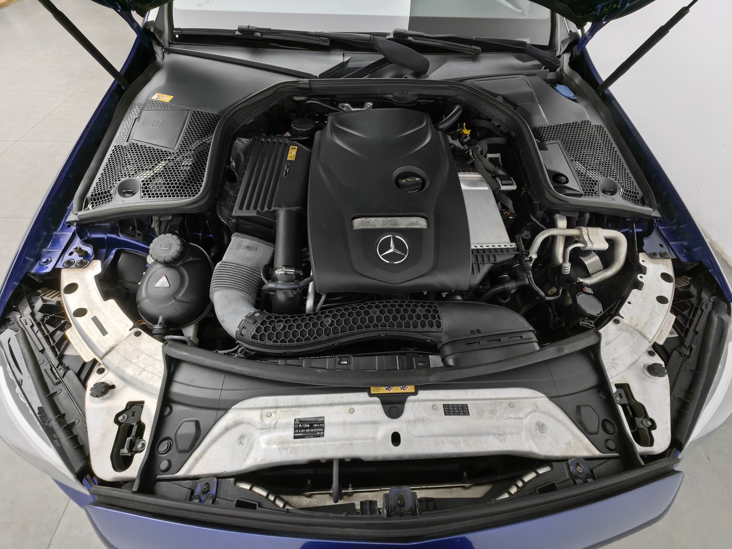 Used Mercedes-Benz C-Class 2016 2.0 AT