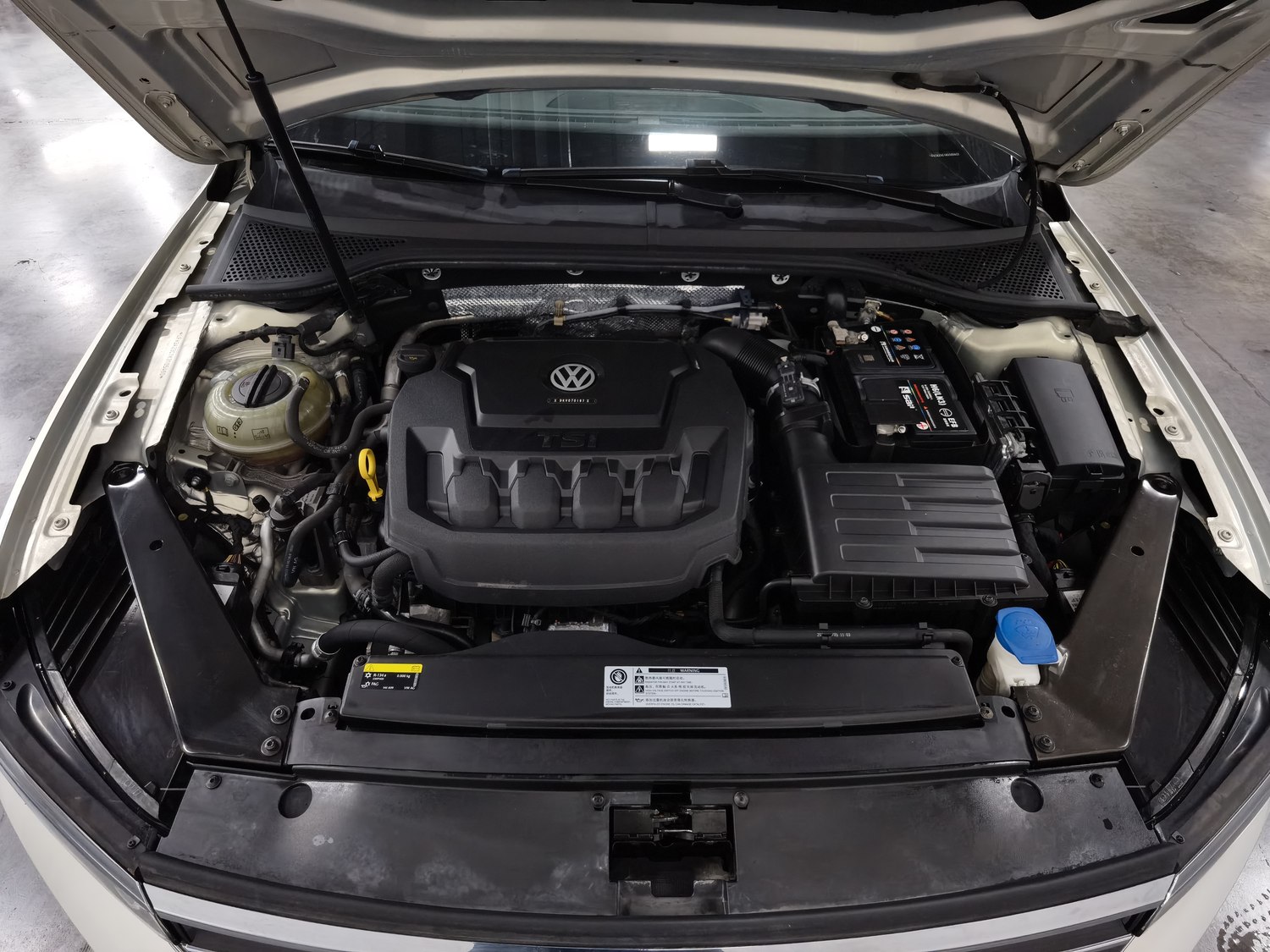 Used Volkswagen Magotan 2019 2.0 AT