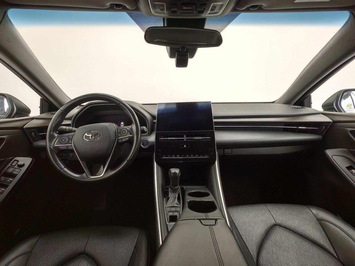 Used Toyota Avalon 2022 2.5 AT