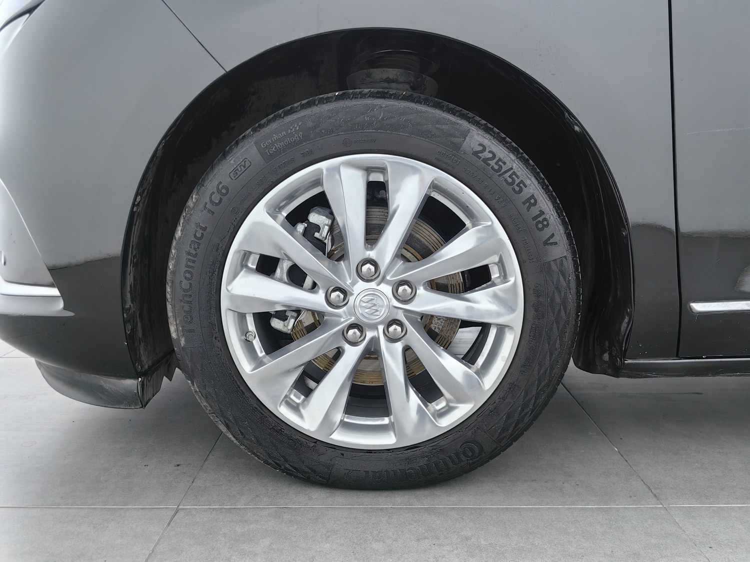 Used Buick GL8 2022 2.0 AT