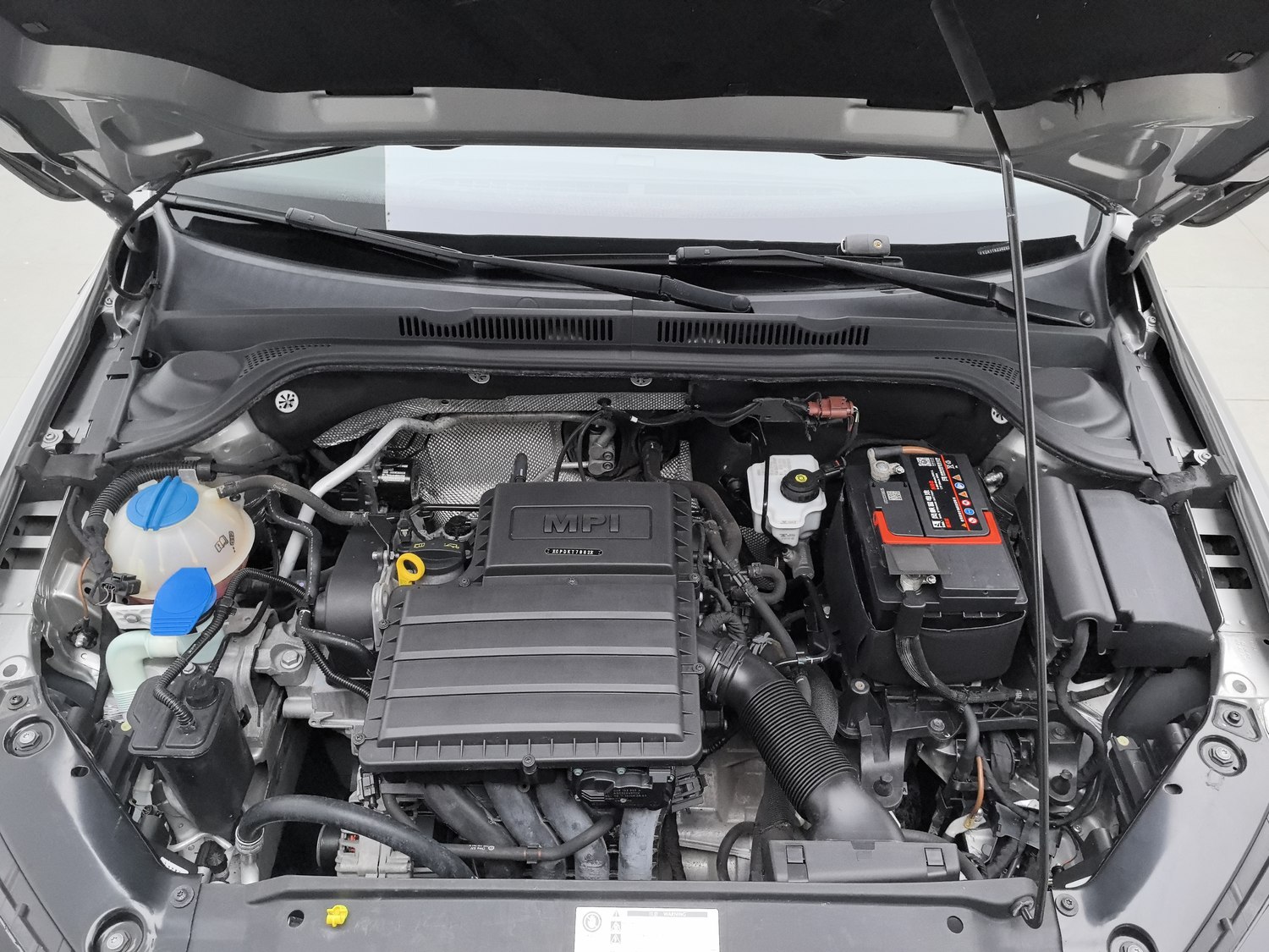 Used Volkswagen Sagitar 2018 1.6 MT