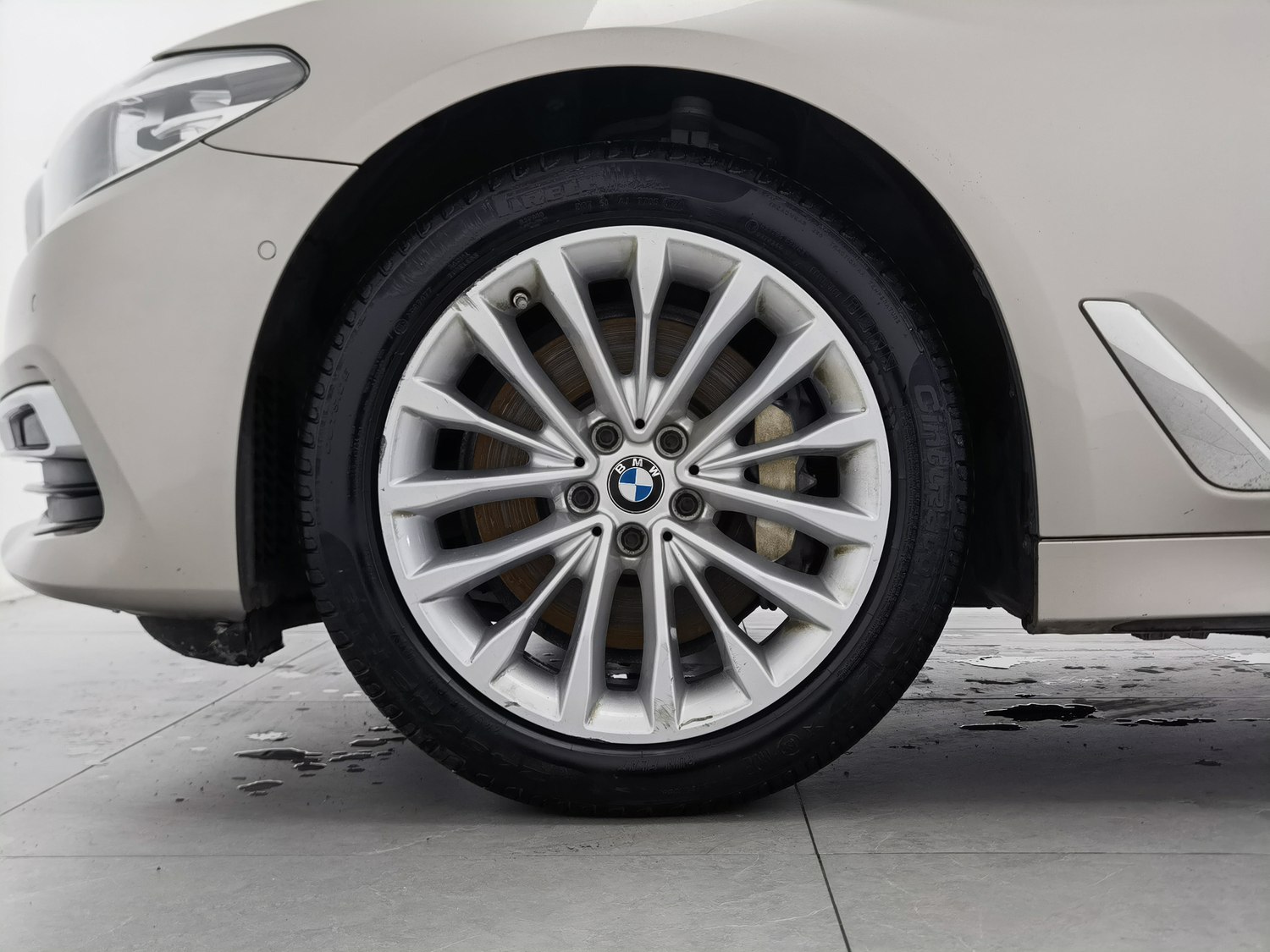 Used BMW THE5 2019 2.0 AT