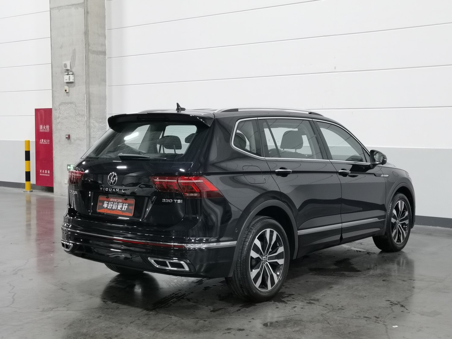 Used Volkswagen Tiguan L 2024 2.0 AT