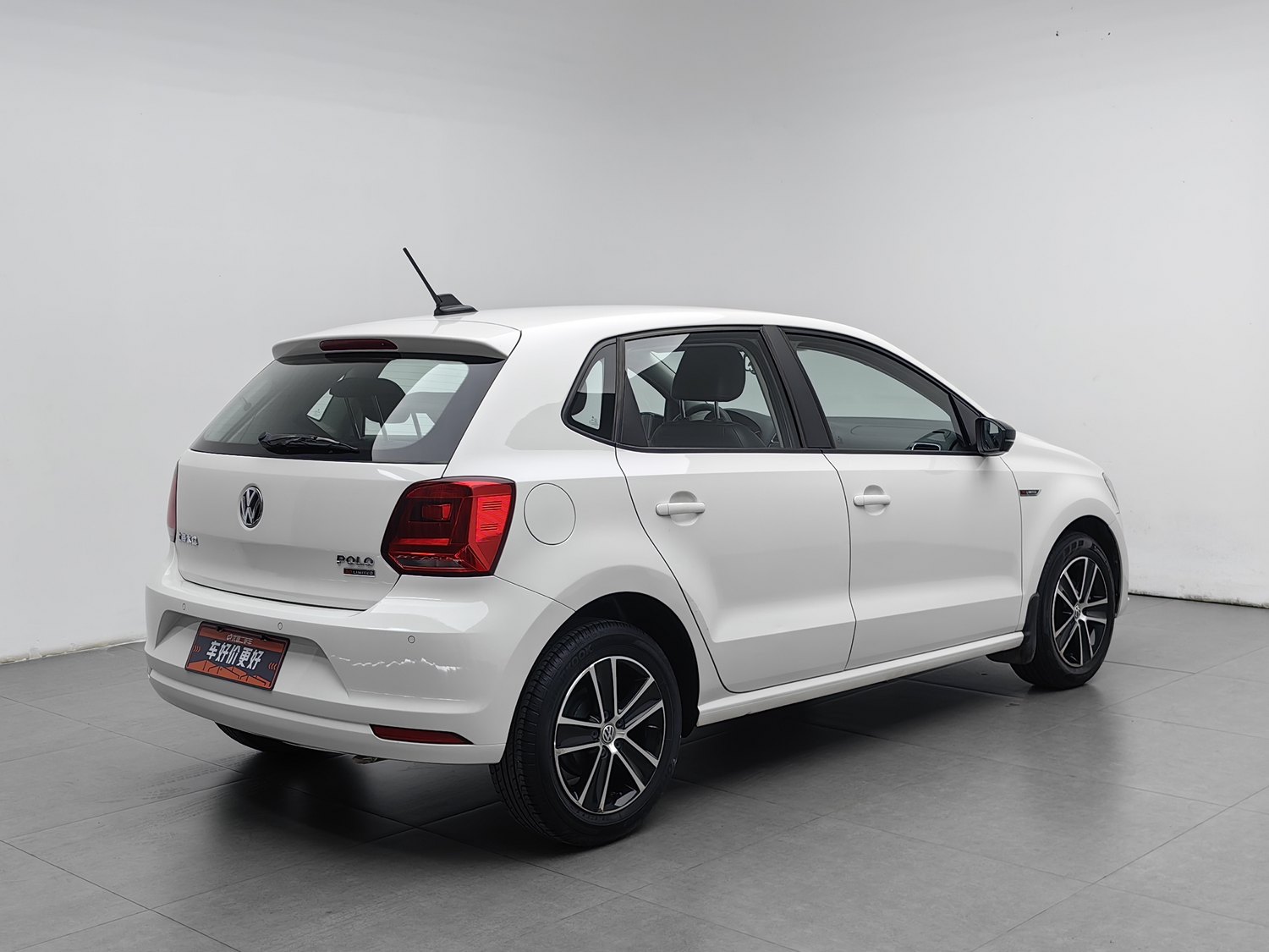 Used Volkswagen Polo 2014 1.6 AT