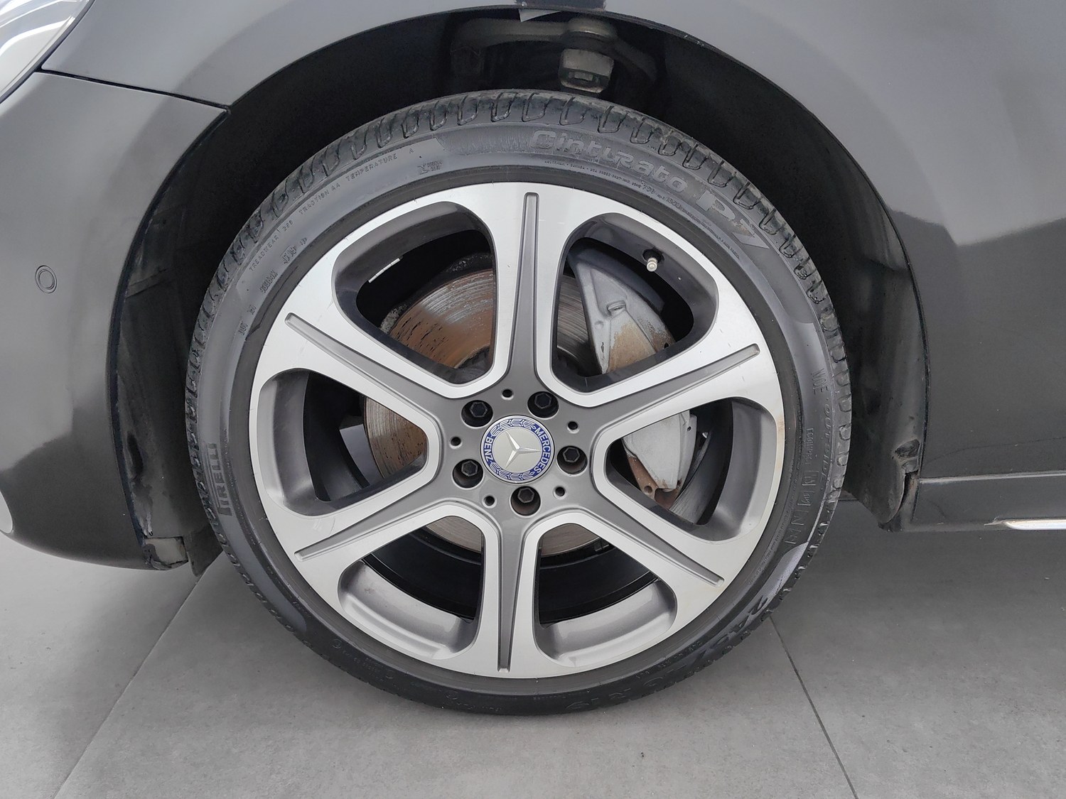 Used Mercedes-Benz E-Class 2016 2.0 AT