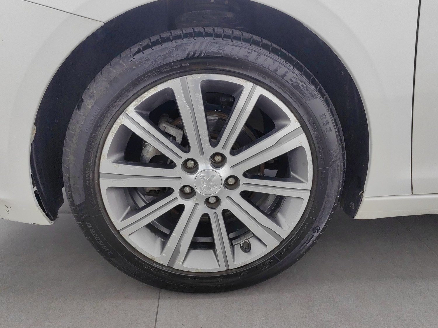 Used Peugeot 408 2015 1.2 AT