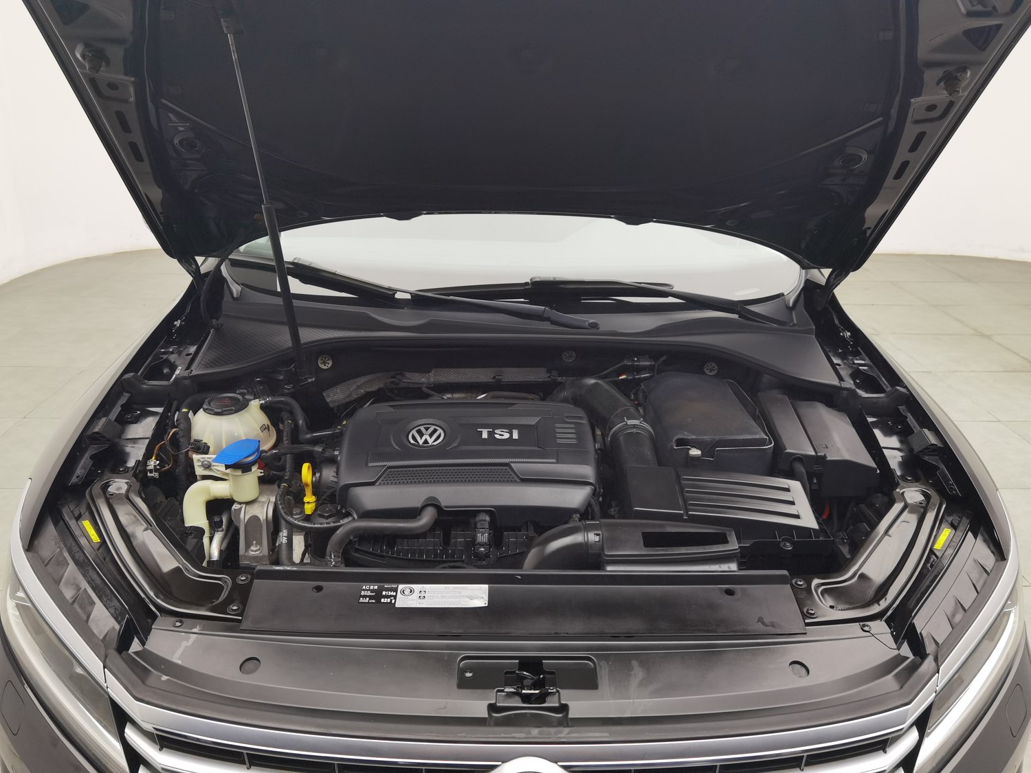 Used Volkswagen Passat 2016 1.8 AT