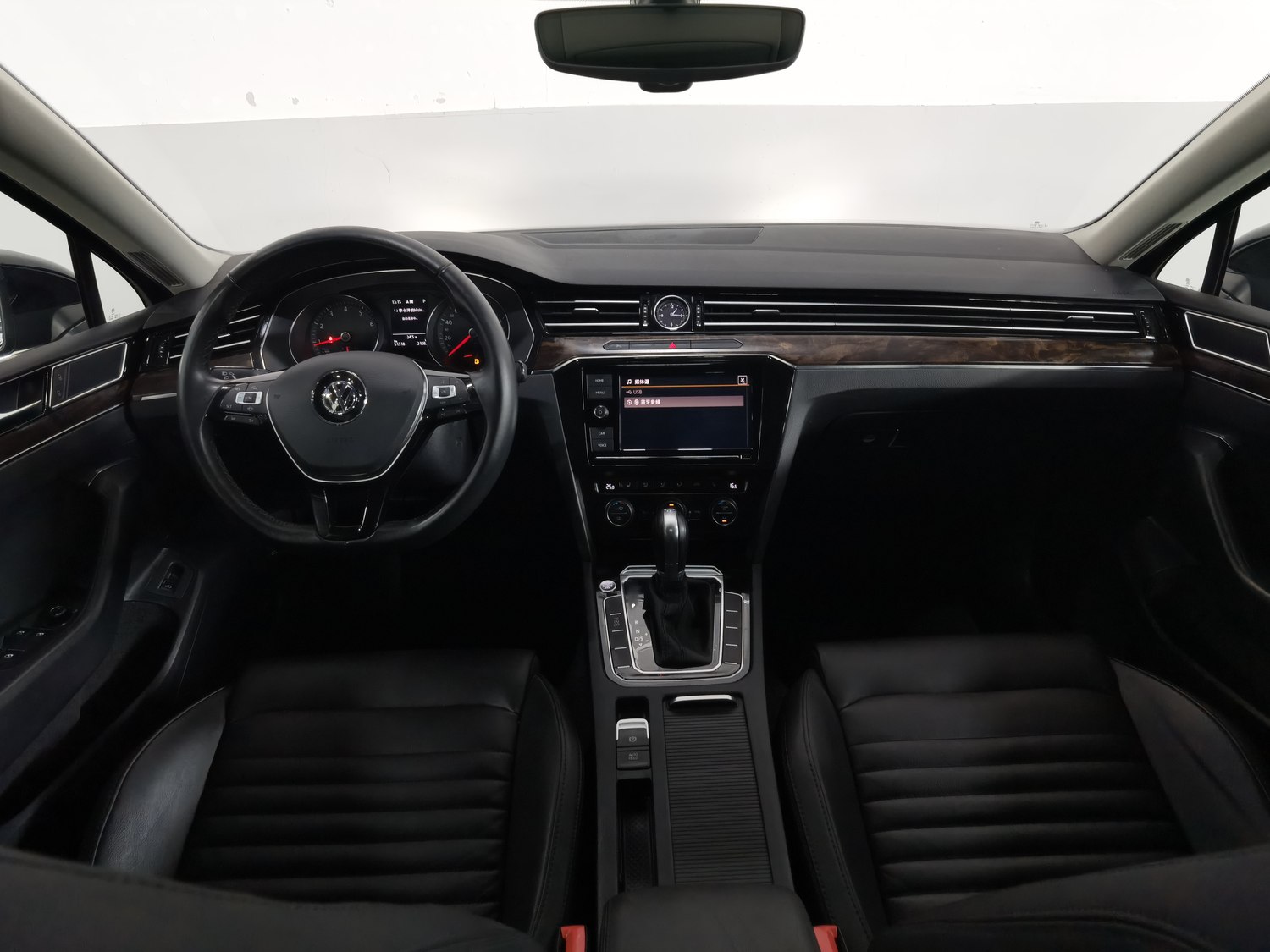 Used Volkswagen Magotan 2019 2.0 AT