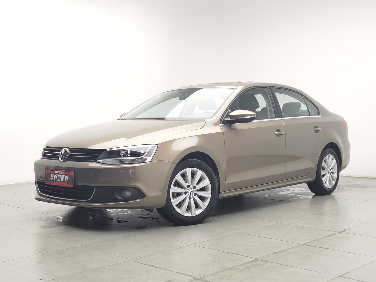 Used Volkswagen Sagitar 2014 1.6 AT