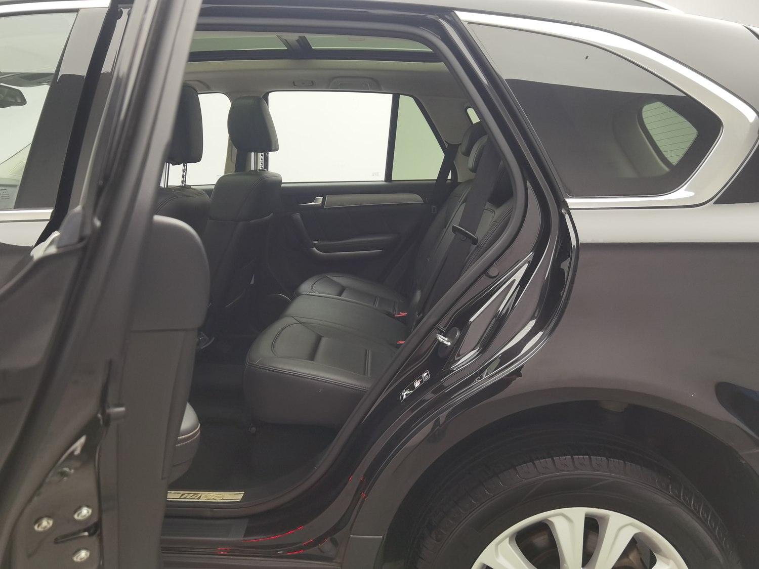 Used Haval H8 2017 2.0 AT