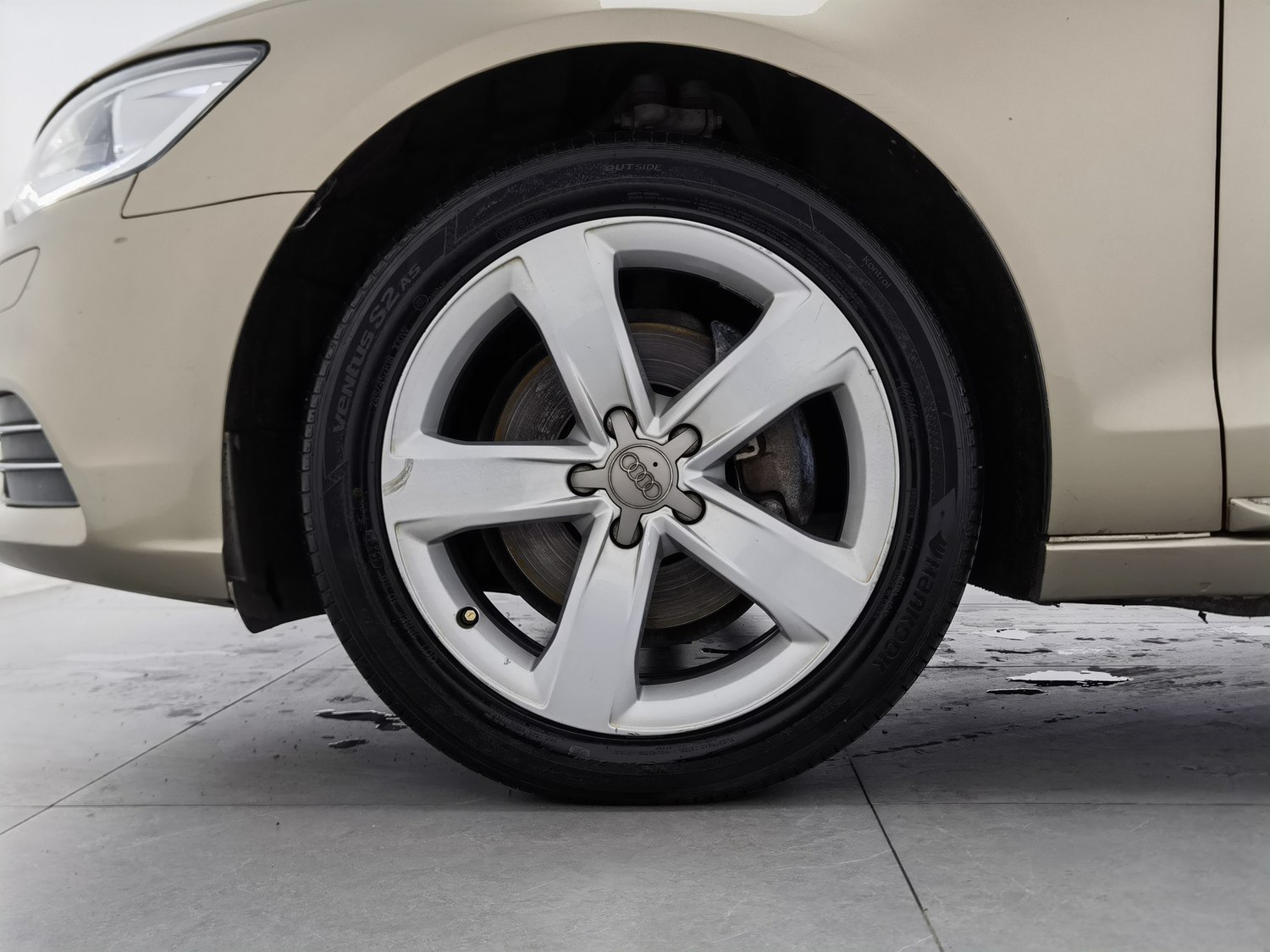 Used Audi A6L 2014 2.5 AT