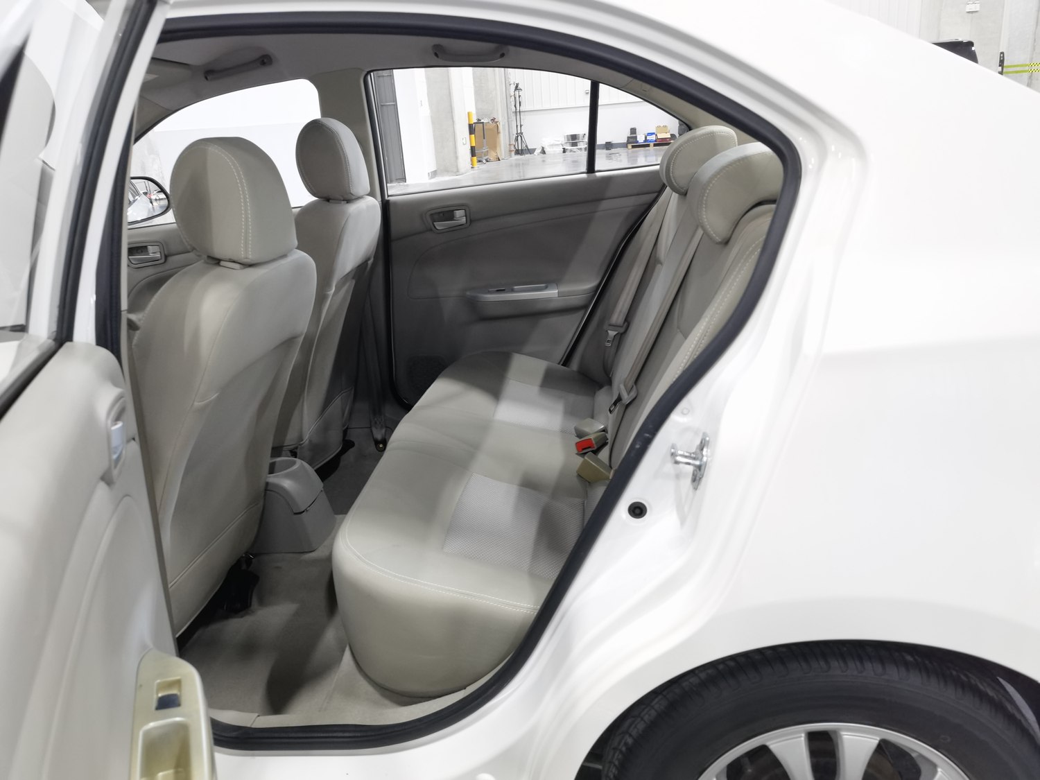 Used Changan Yuexiang V3 2015 1.4 MT