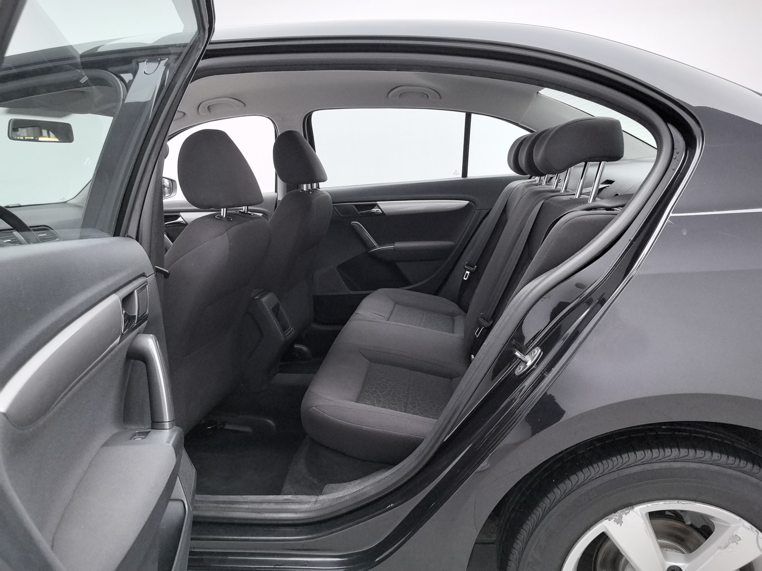 Used Volkswagen Lavida 2013 1.6 MT