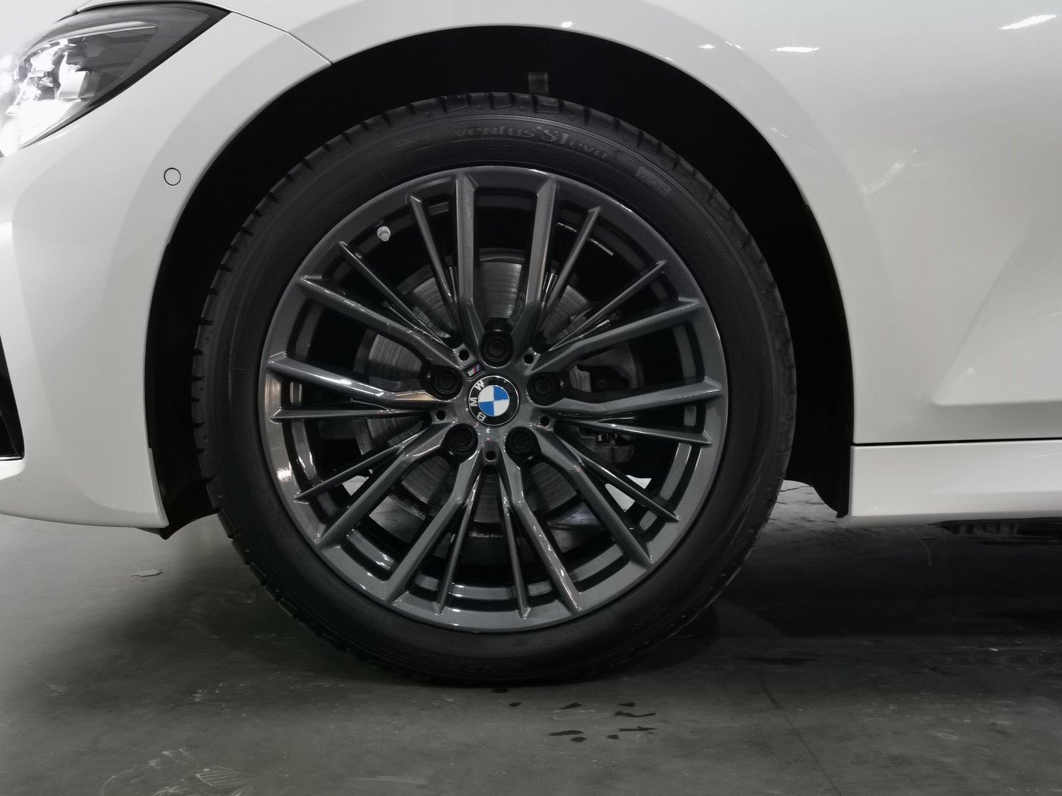 Used BMW THE3 2022 2.0 AT
