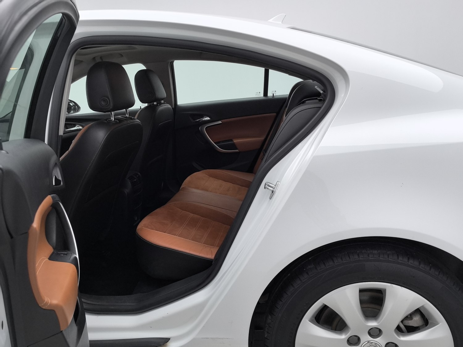 Used Buick Regal 2015 1.6 AT