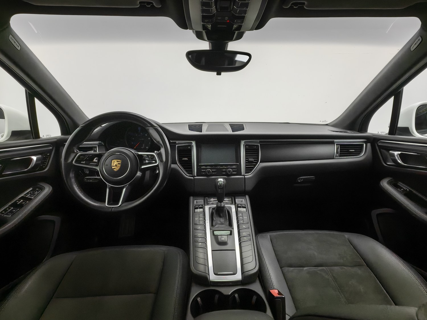 Used Porsche Macan 2014 2.0 AT