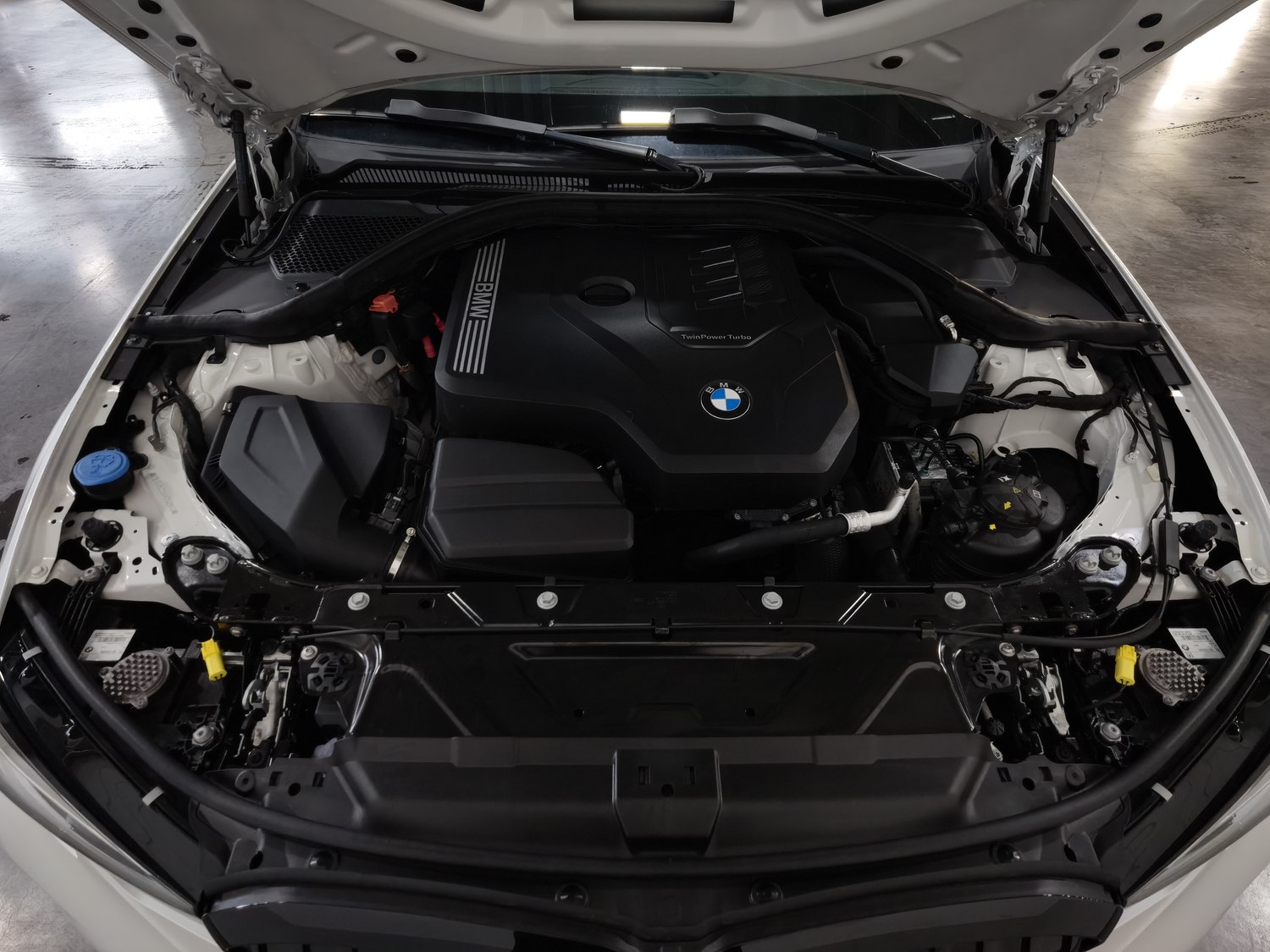 Used BMW THE3 2022 2.0 AT