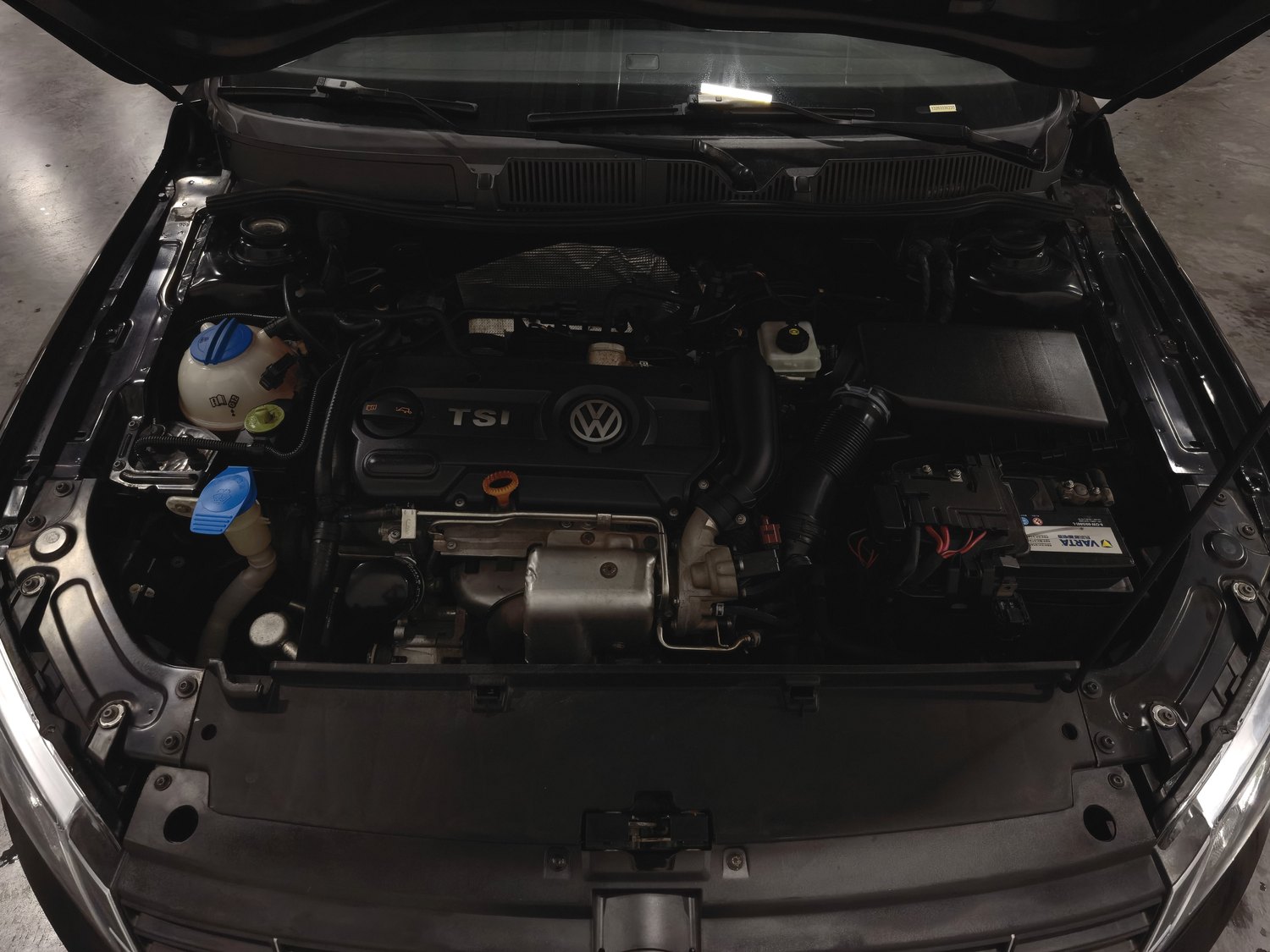 Volkswagen Lavida 2013 1.4 AT usado