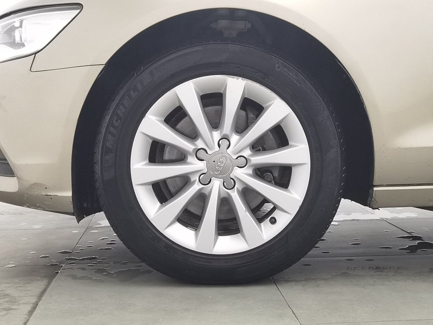 Used Audi A6L 2014 2.0 AT