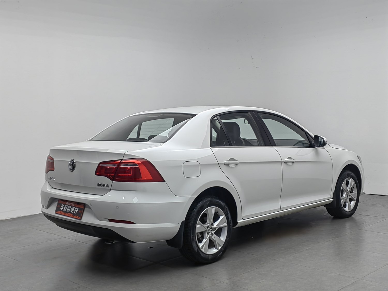 Used Volkswagen Bora 2013 1.6 AT