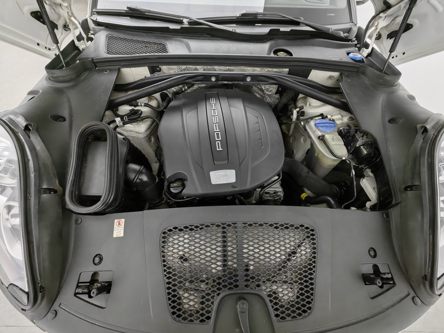 Used Porsche Macan 2014 2.0 AT