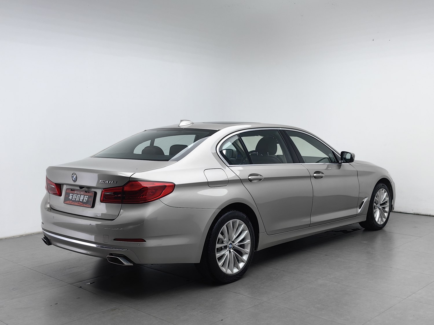 Used BMW THE5 2019 2.0 AT