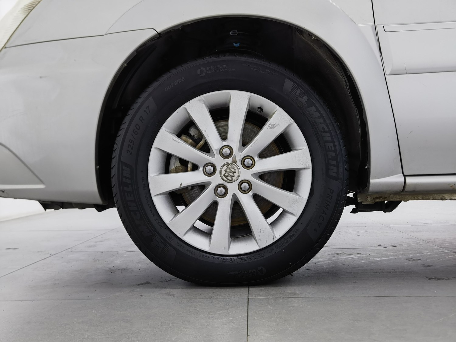 Used Buick GL8 2014 2.4 AT