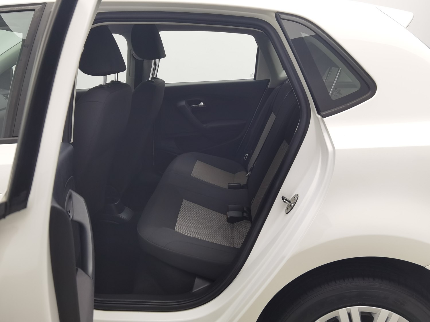 Used Volkswagen Polo 2018 1.5 AT