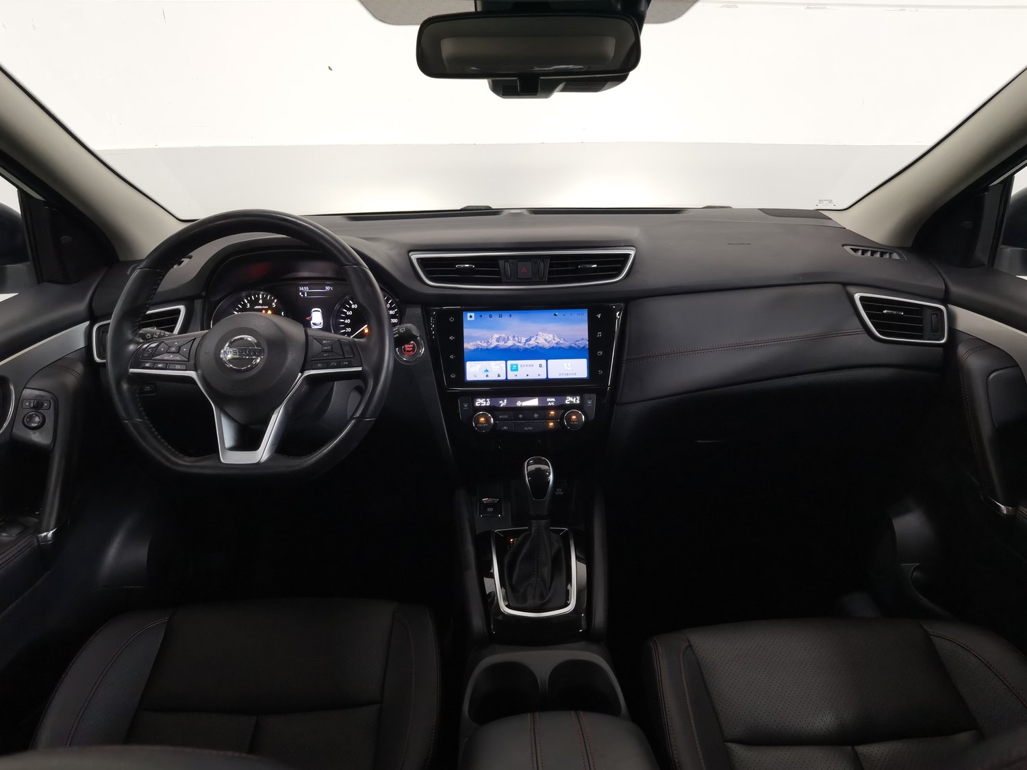 Used Nissan Qashqai 2023 2.0 AT