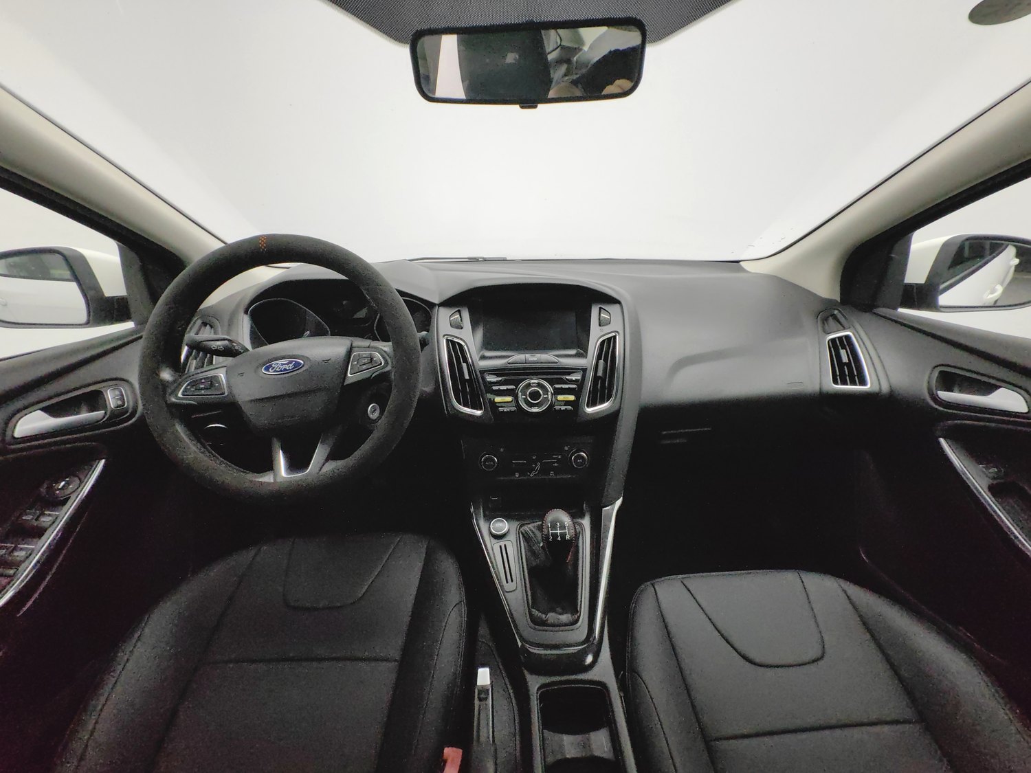Used Ford Focus 2017 1.6 MT