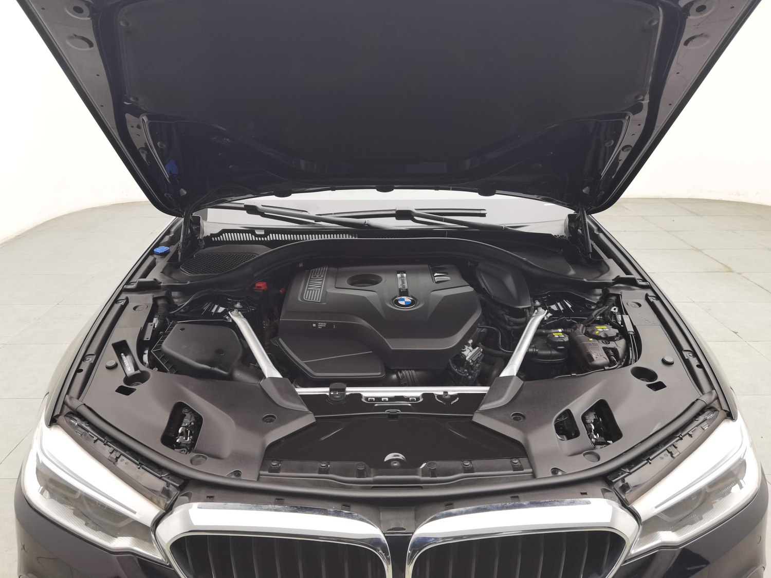 Used BMW THE5 2018 2.0 AT