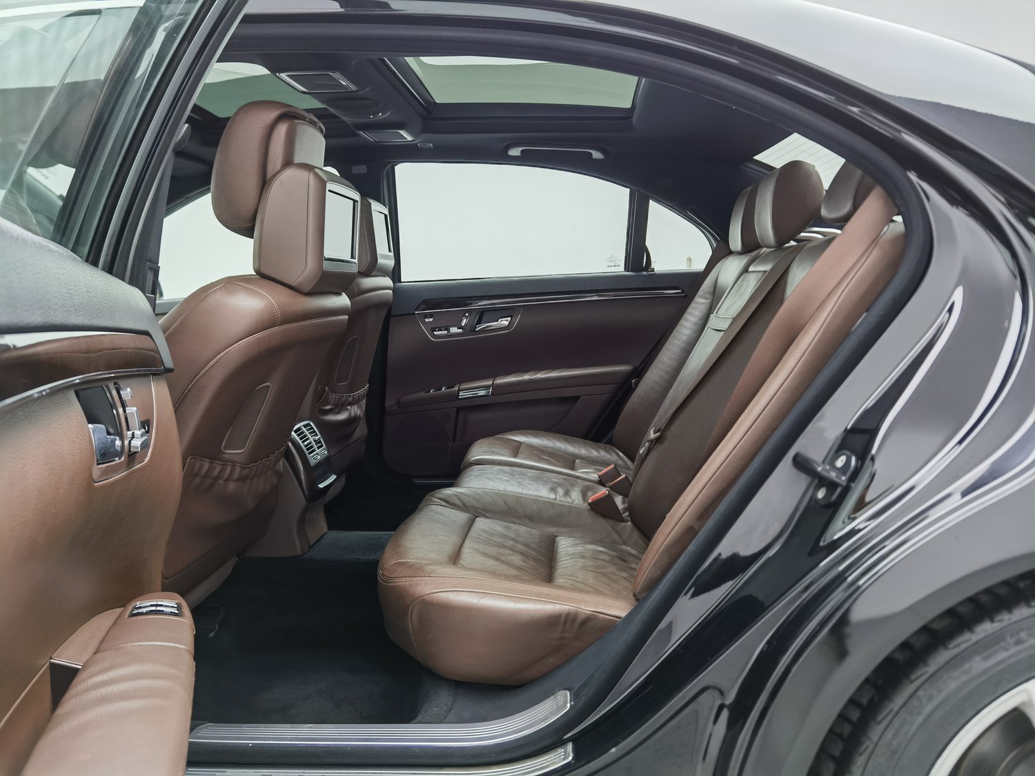 Used Mercedes-Benz S-Class 2012 3.0 AT