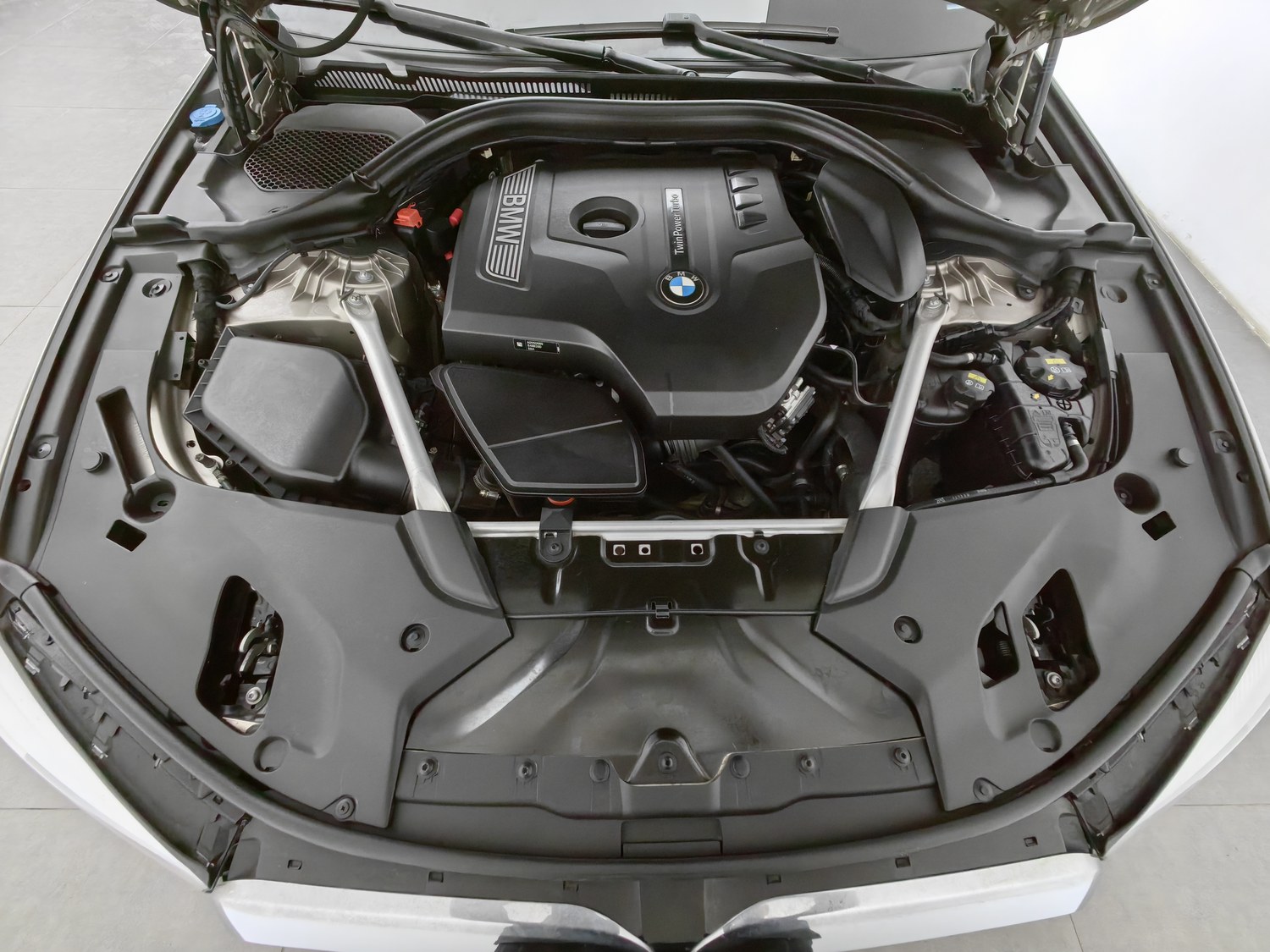 Used BMW THE5 2019 2.0 AT