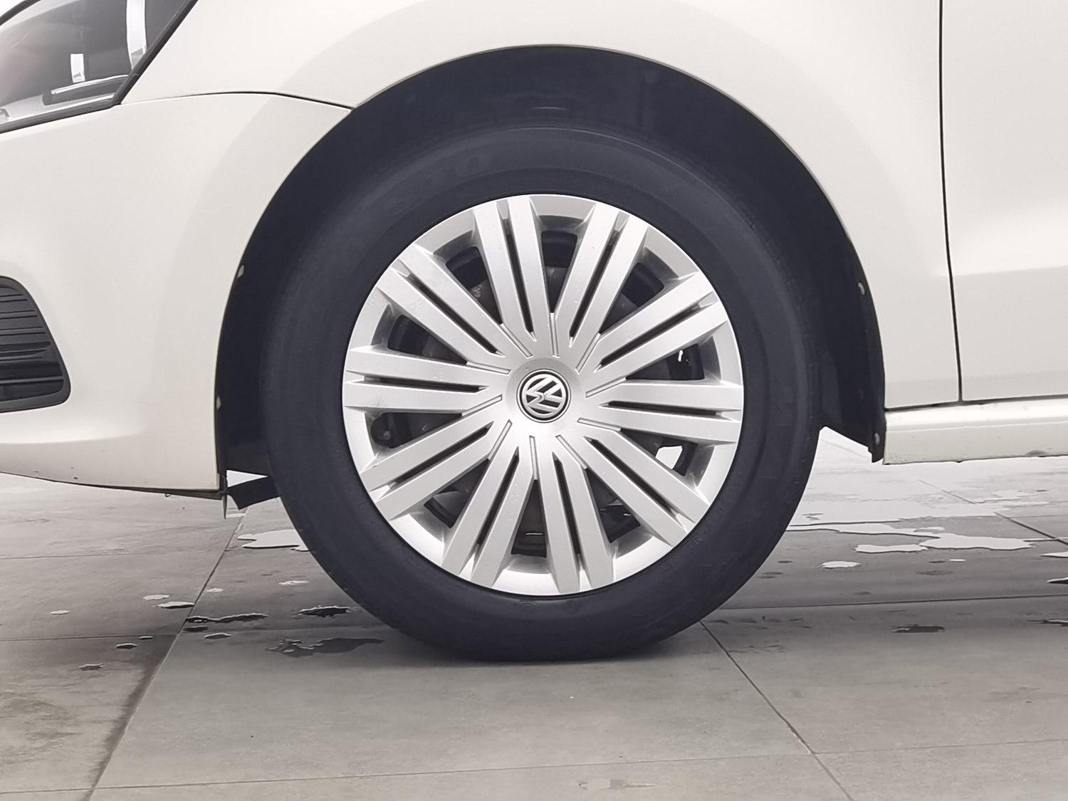 Used Volkswagen Polo 2018 1.5 AT