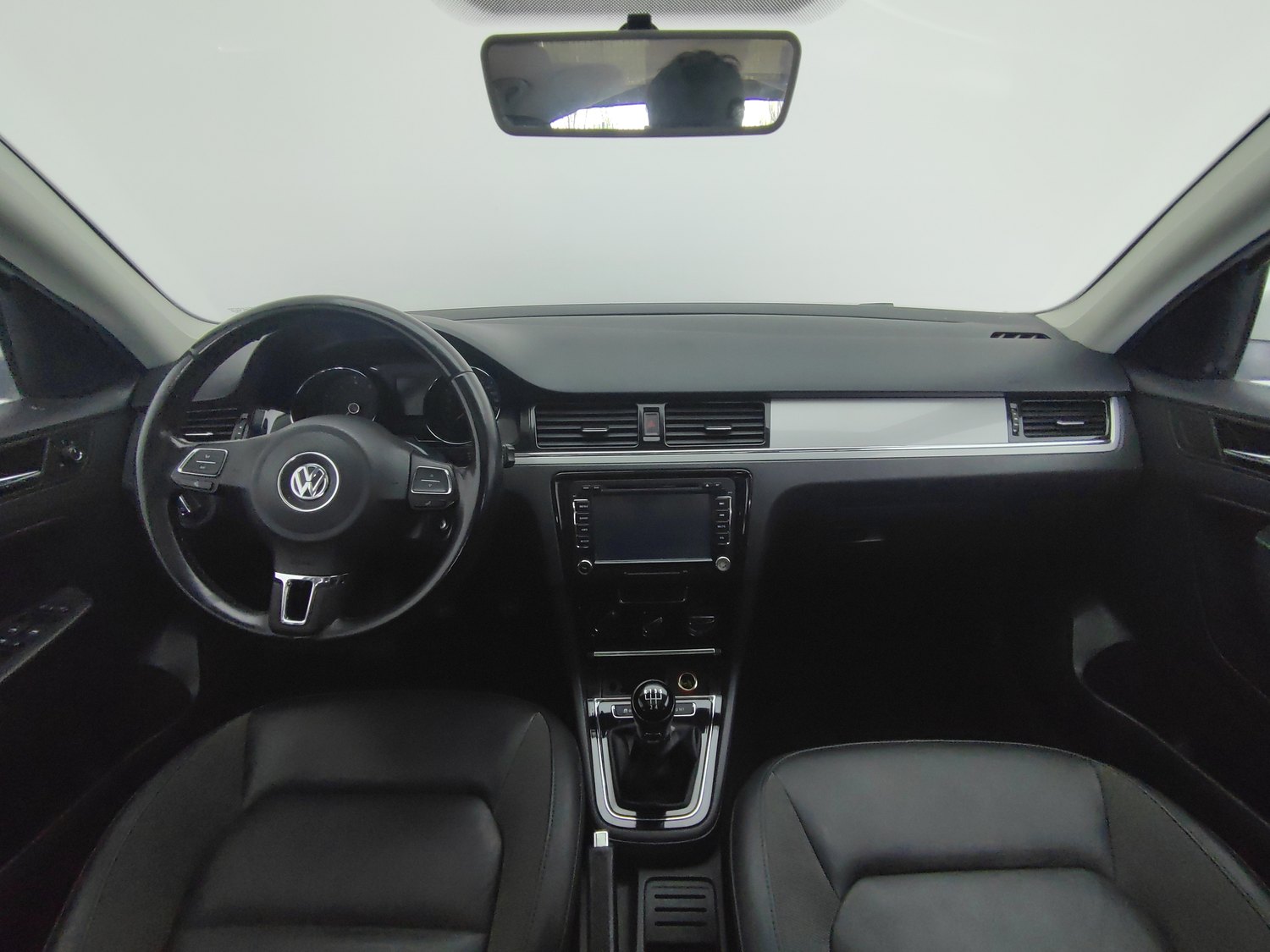Used Volkswagen Bora 2015 1.6 MT