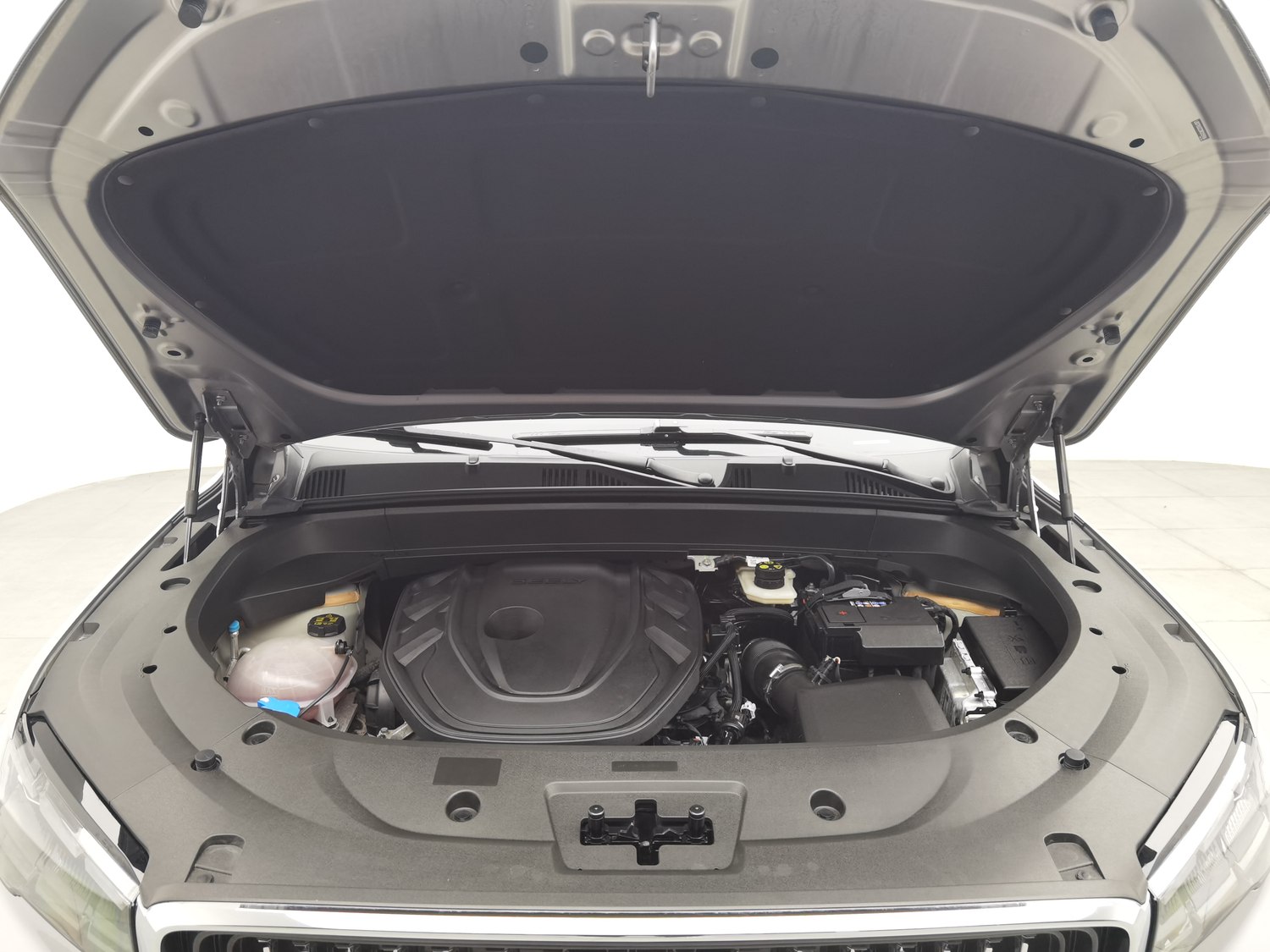 Used Geely Xingyue L 2024 2.0 AT