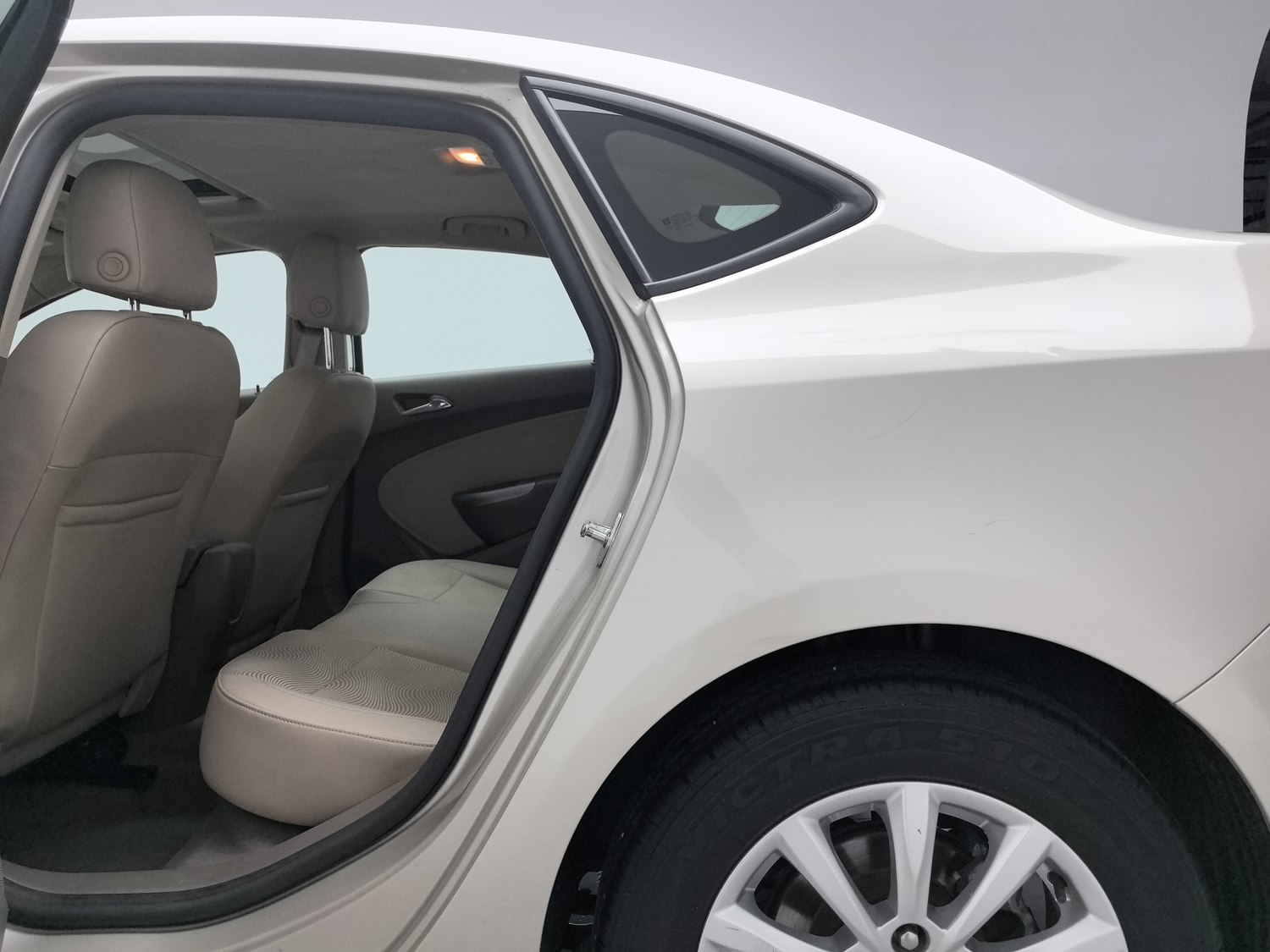 Used Buick Excelle 2013 1.6 AT