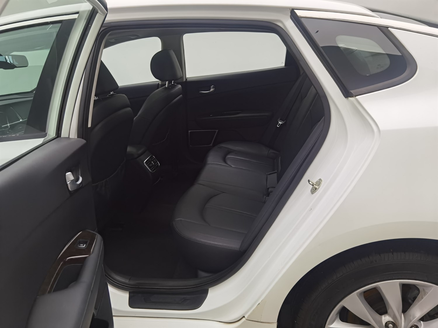 Used Kia K5 2016 1.6 AT