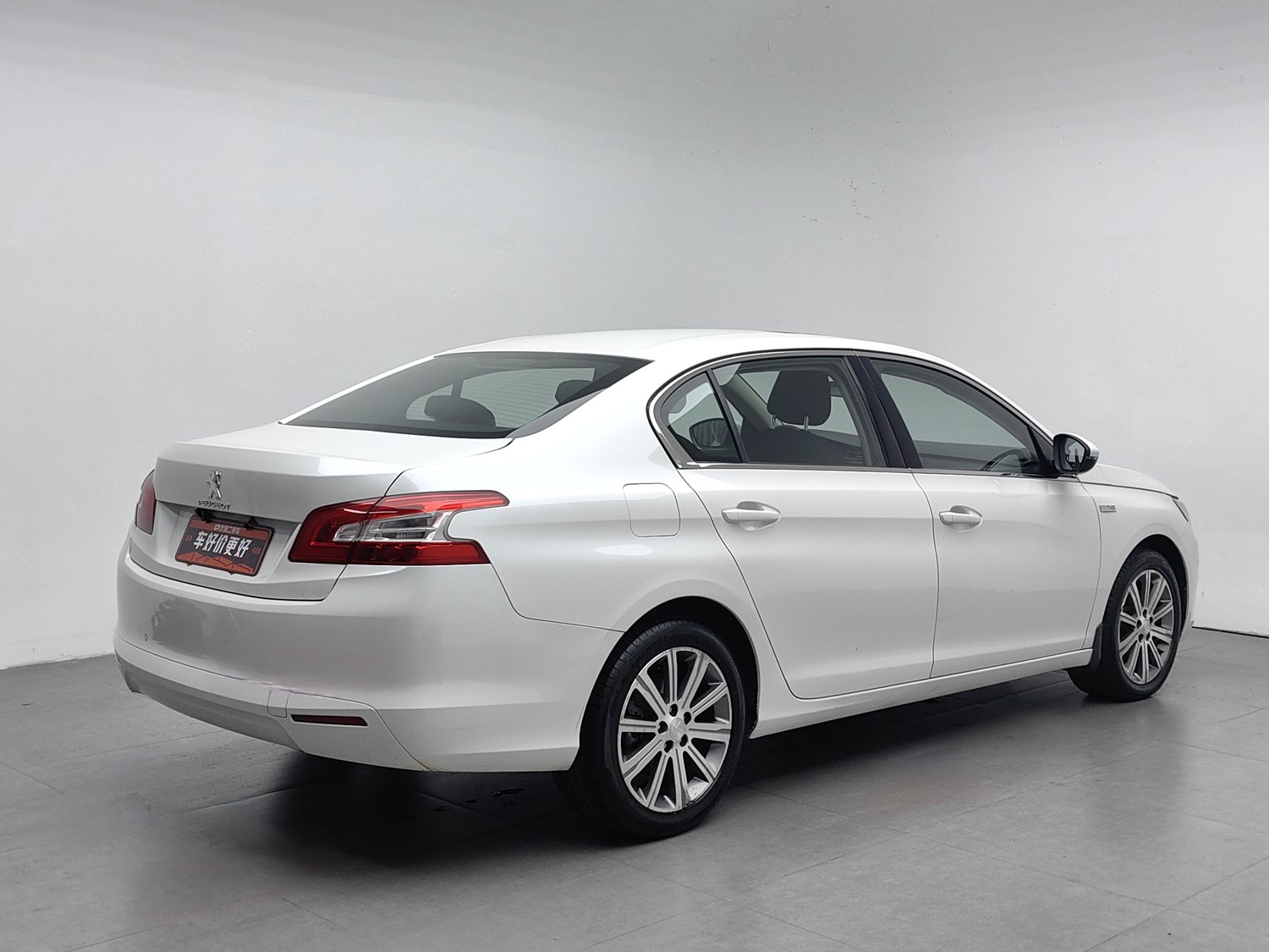 Used Peugeot 408 2015 1.2 AT