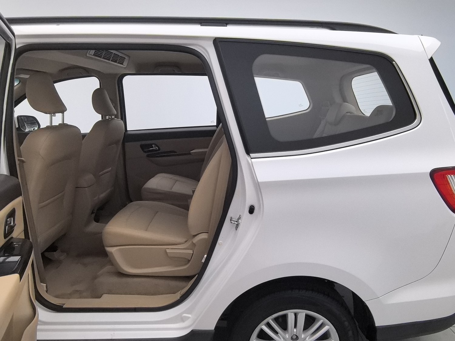Used Wuling Hongguang 2015 1.5 MT