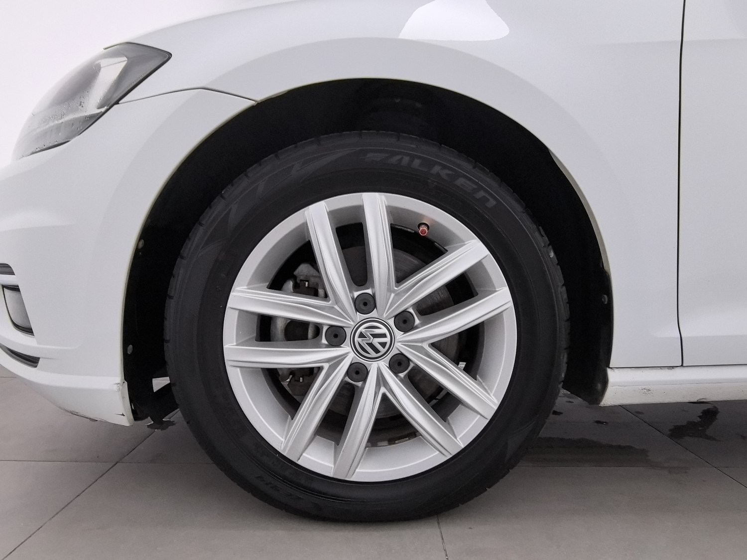 Used Volkswagen Golf 2018 1.6 AT