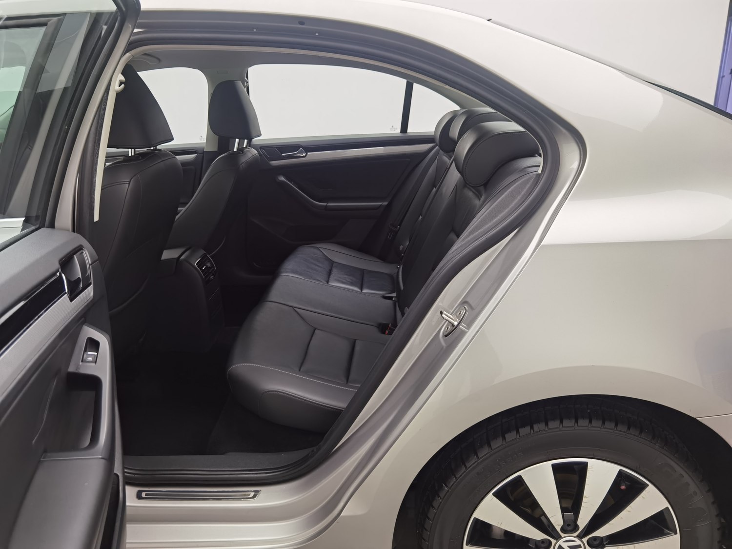 Used Volkswagen Sagitar 2017 1.6 AT