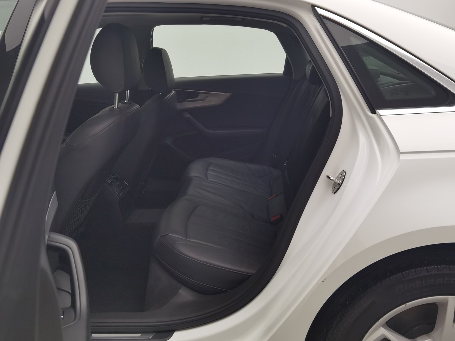 Used Audi A4L 2017 2.0 AT