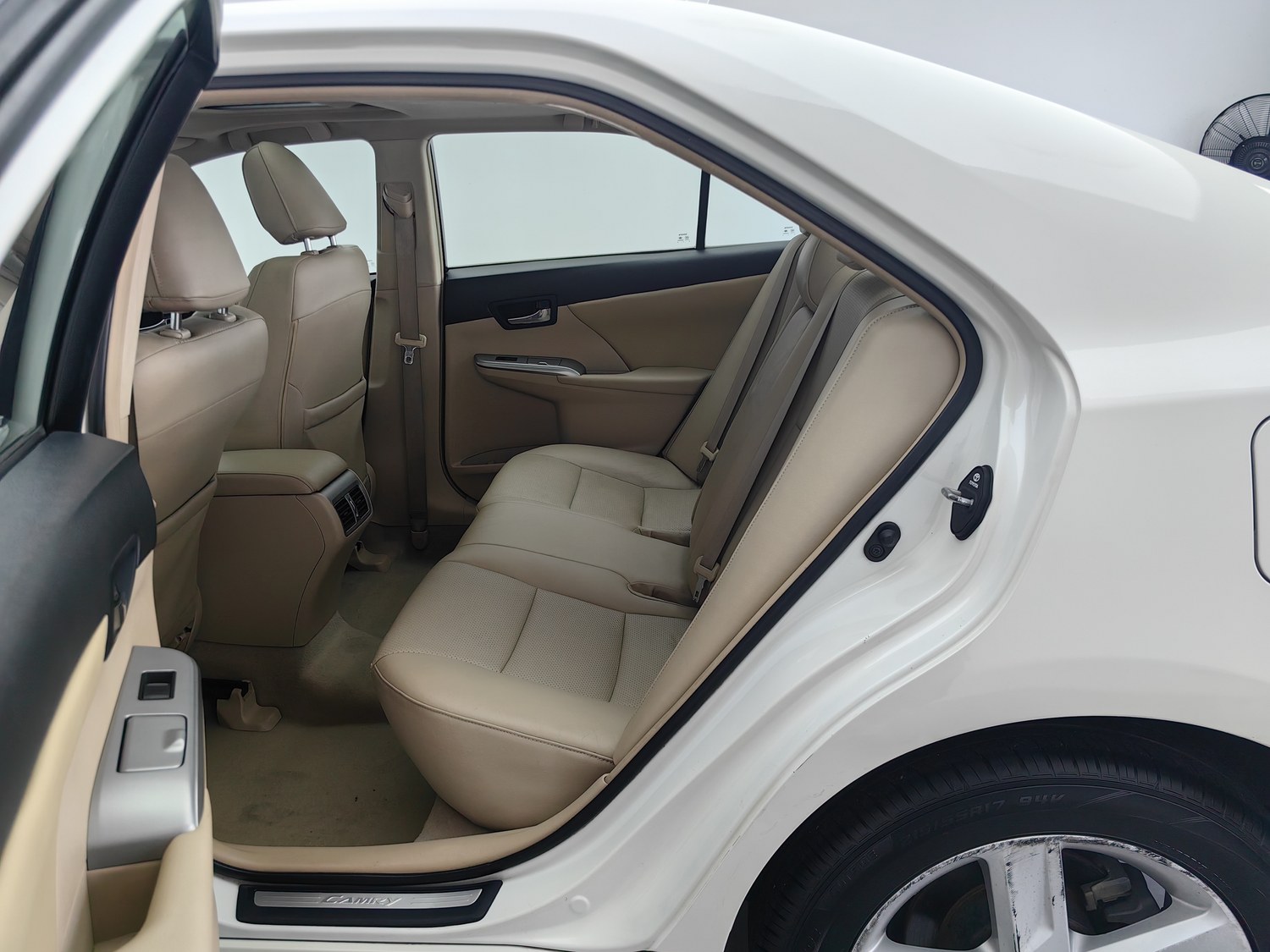 Used Toyota Camry 2012 2.0 AT