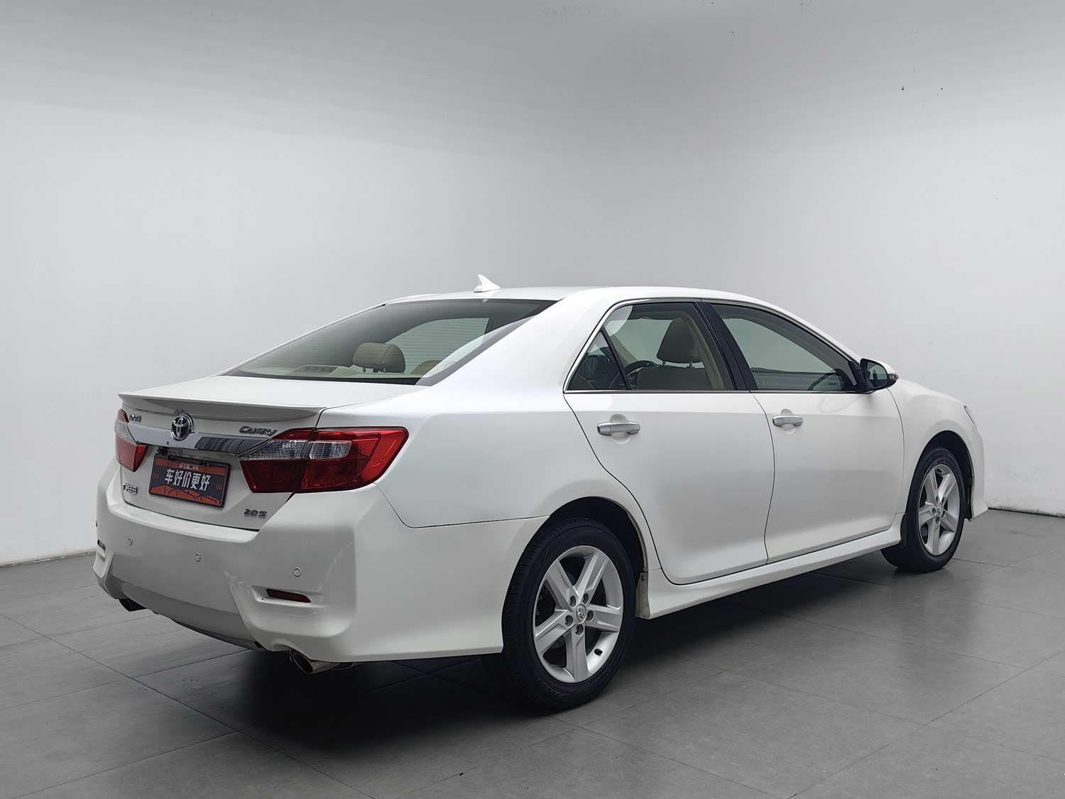 Used Toyota Camry 2012 2.0 AT